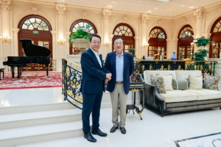 冯兴亚专程拜访任正非，广汽、华为合作的首款车型将于明年面世