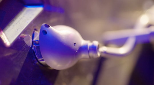 乐旷陶瓷耳机新品上市，天猫宝藏新品牌日的一场耳机革命