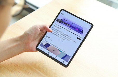 苹果折叠iPhone定价2300美元？谁会掏钱买单？